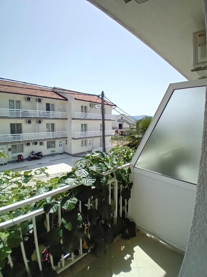 Apartmani Andela เนอุม ภายนอก รูปภาพ